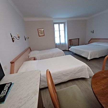Logis Hotel Du Pont D'Or Barjols Eksteriør billede