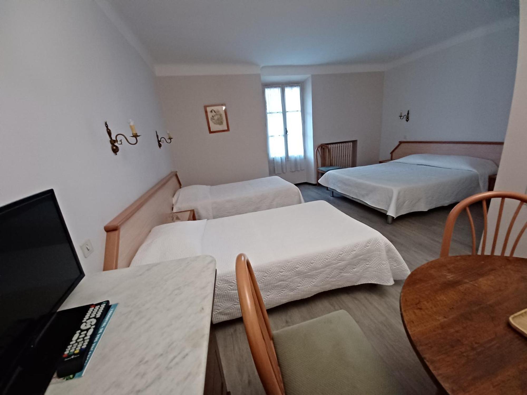 Logis Hotel Du Pont D'Or Barjols Eksteriør billede