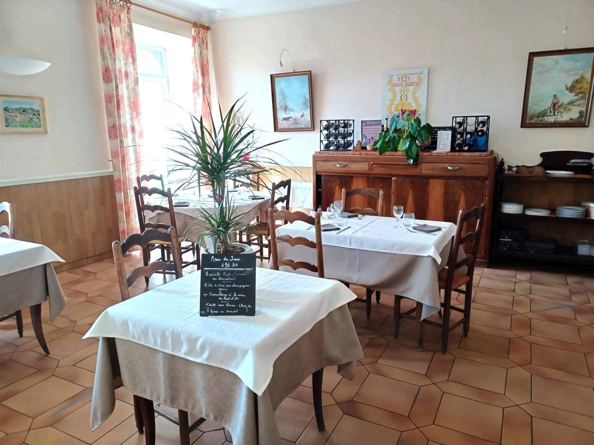 Logis Hotel Du Pont D'Or Barjols Eksteriør billede